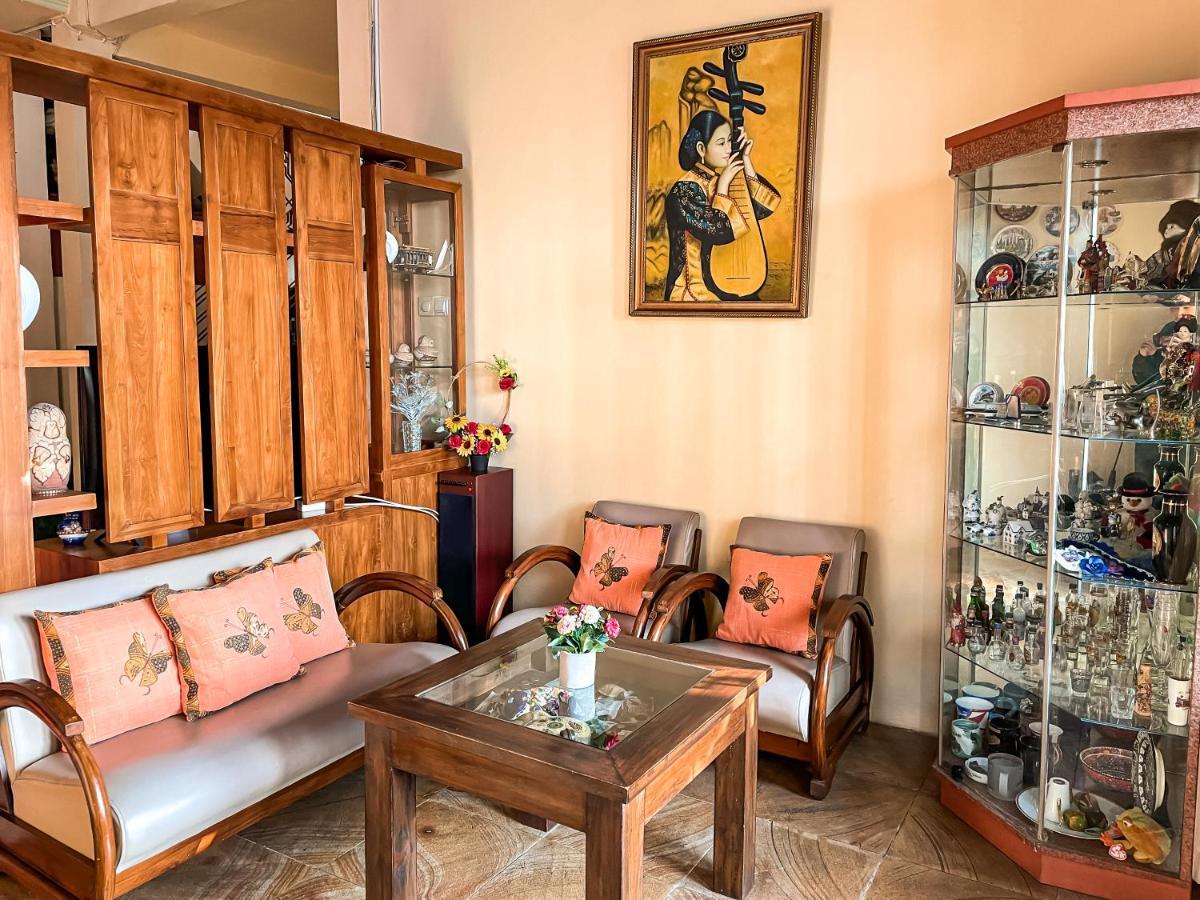 Unique Homestay 443 Джокьякарта Экстерьер фото